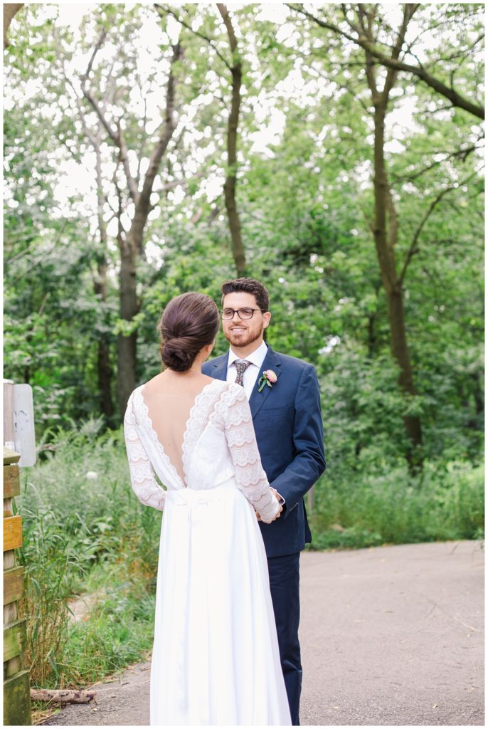 Wisconsin Outdoor Wedding Photographer